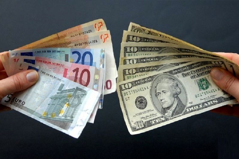 پیش‌بینی جایگزینی یورو با دلار
